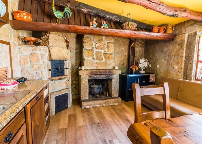 Araujo 111 - Traditional House