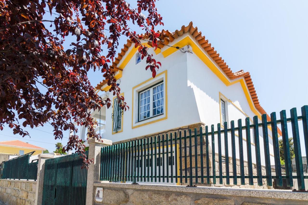Araujo 111 - Traditional House Holiday home *